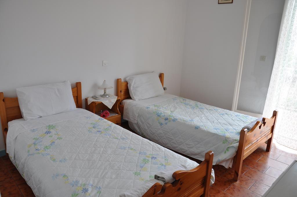 Barbayiannis Studios Moraitika Habitación foto
