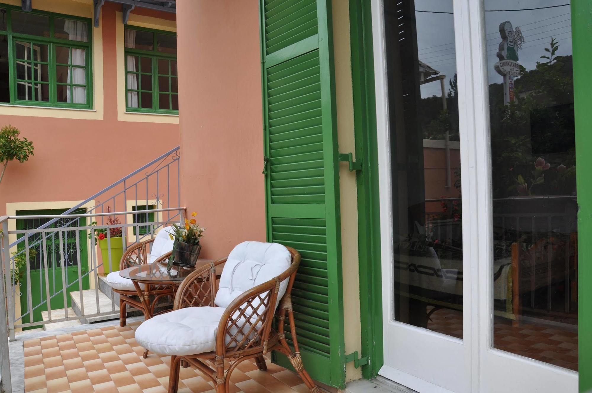 Barbayiannis Studios Moraitika Exterior foto